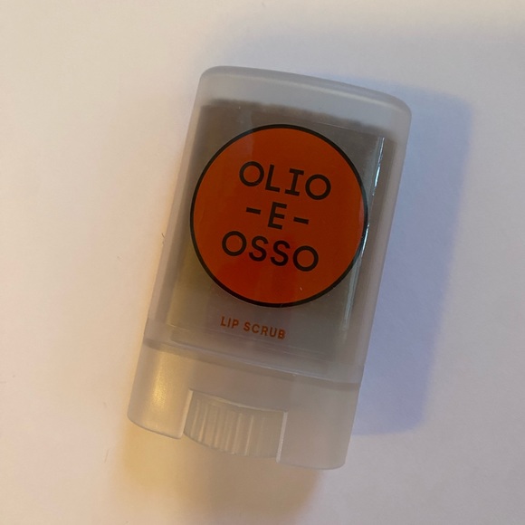 NWT Olio E Osso Lip Scrub - Picture 3 of 4